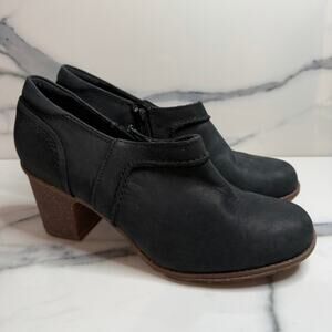 Clarks Collection Women's Black Leather Sashlin Aleta Rubber Heel Booties Sz 10